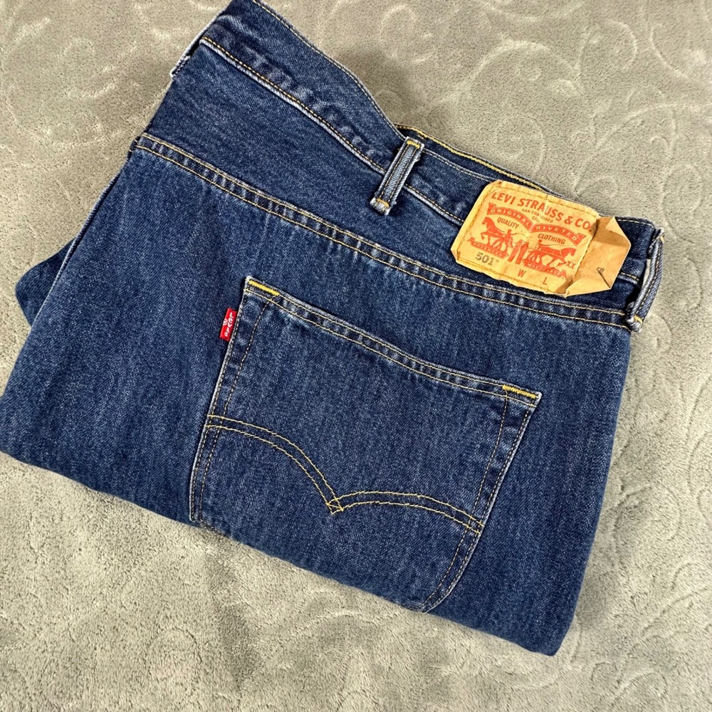 Levis 501 Original Fit Mens Dark Wash Indigo Button Fly Jeans 50x30